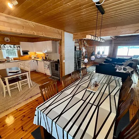 Kuusiranta Alpesi faház *